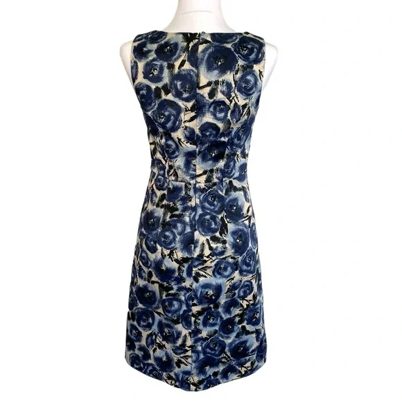 H&M Women’s Dress Size 6 Blue Rose Floral Sleeveless Fit & Flare - Picture 3 of 5